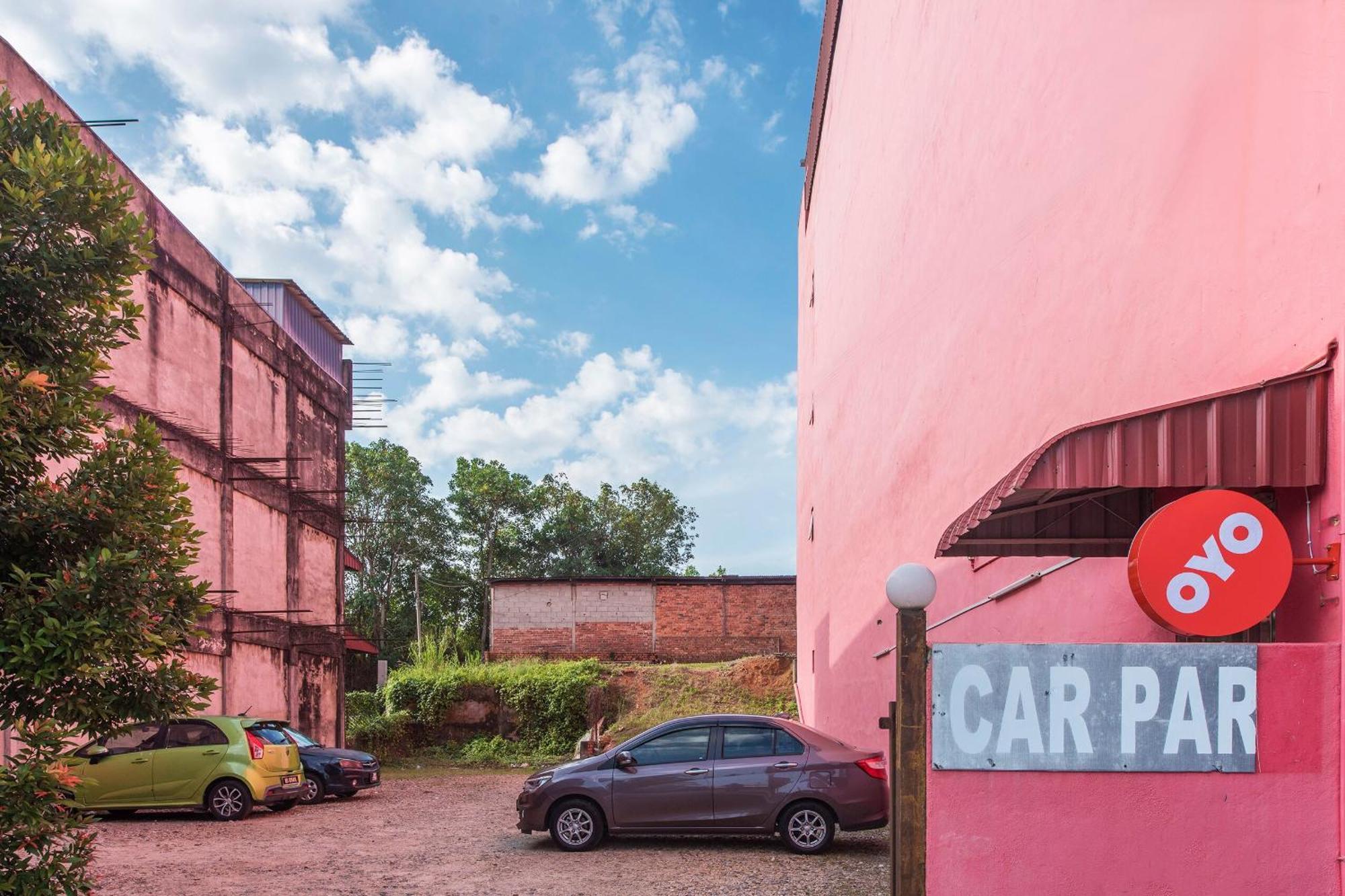 Super Oyo 90385 H3 Hotel Yong Peng 외부 사진